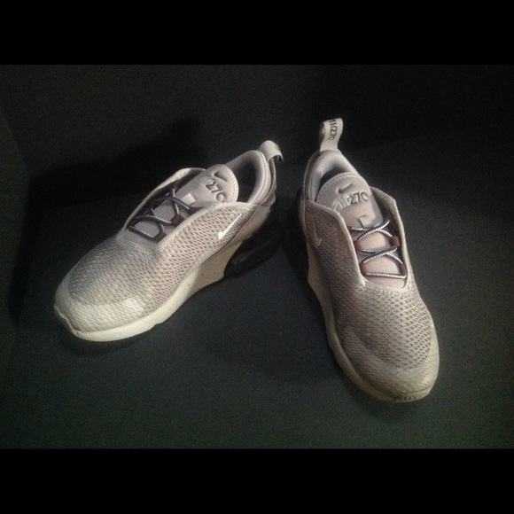 ✔️ Nike  Air  Max 270 - Picture 5 of 12